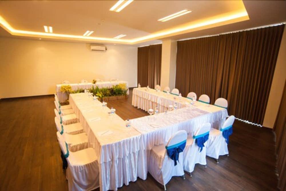 Idoop Hotel By Prasanthi Mataram Ngoại thất bức ảnh